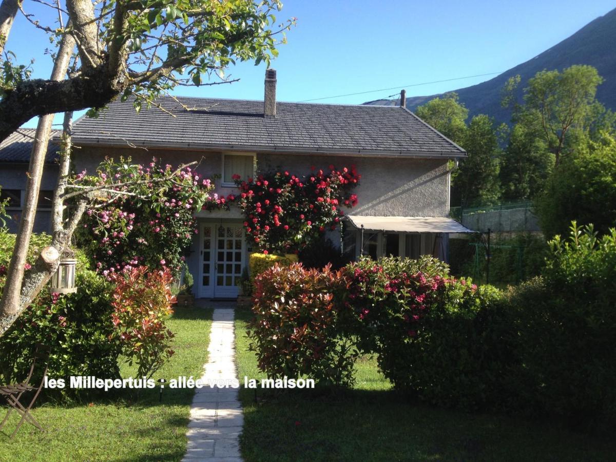 Villa Les Millepertuis Luz-Saint-Sauveur Exterior foto